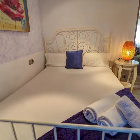 Rubi By Hello Homes *